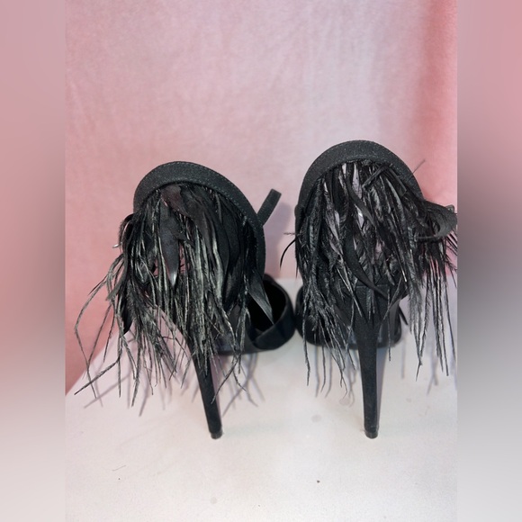 NWOT FOREVER 21 BLACK SUEDE PUMPS - Picture 4 of 8